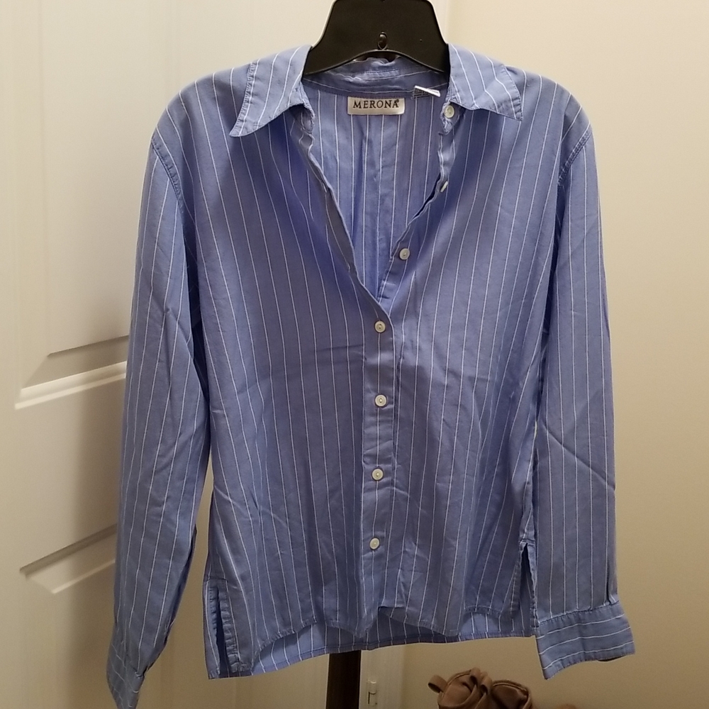Merona Button down Blue White Pin Stripe Small NWOT